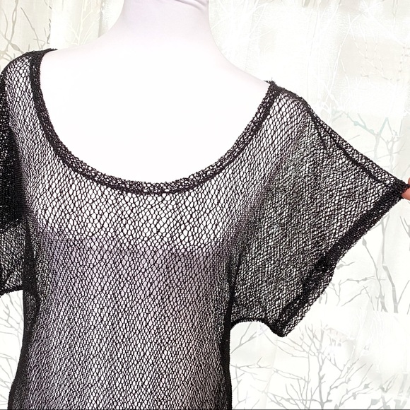 Sheer slinky black material scoop neck short sleeve swimsuit cover up tunic top - Picture 2 of 5